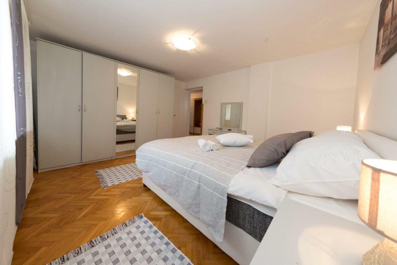 Apartman Antea Otocac Ngoại thất bức ảnh
