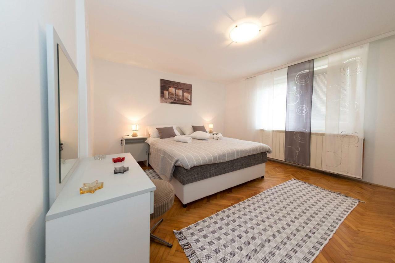 Apartman Antea Otocac Ngoại thất bức ảnh